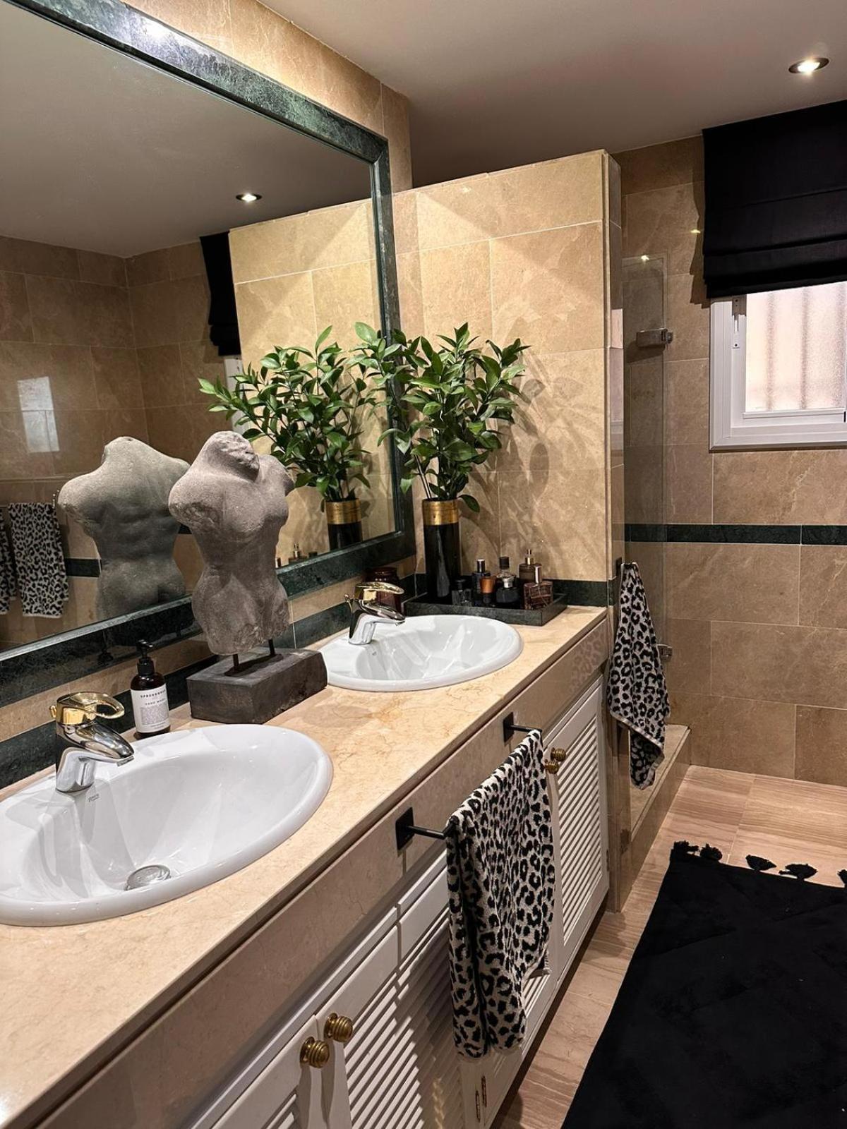 Luxury In Marbella-elviria Apartamento Marbella